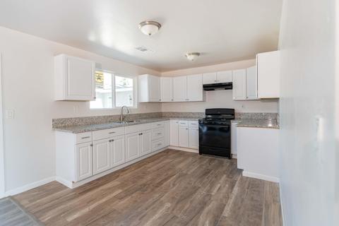 725 N E St, Tulare, CA 93274 photo 14