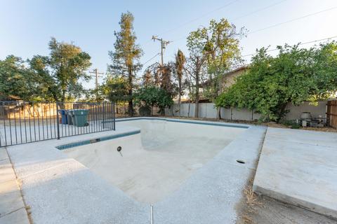 725 N E St, Tulare, CA 93274 photo 53