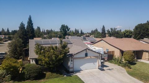 1902 E Monte Verde Ave, Visalia, CA 93292 photo 2
