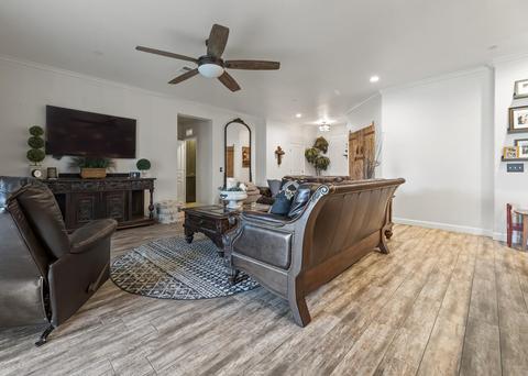 848 E Copper Ave, Visalia, CA 93292 photo 10