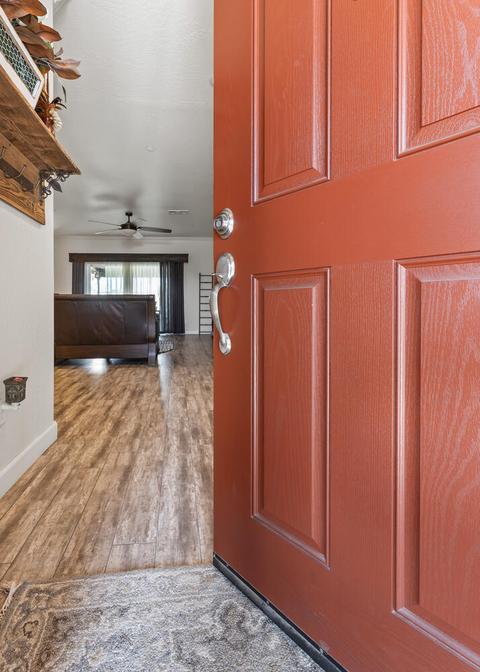 848 E Copper Ave, Visalia, CA 93292 photo 5