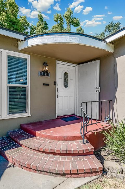 1143 E Sequoia Ave, Tulare, CA 93274 photo 5
