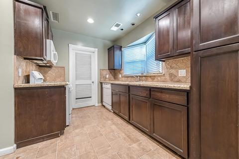 1143 E Sequoia Ave, Tulare, CA 93274 photo 15