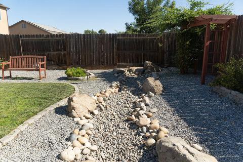 1054 Geneva Dr, Lemoore, CA 93245 photo 52