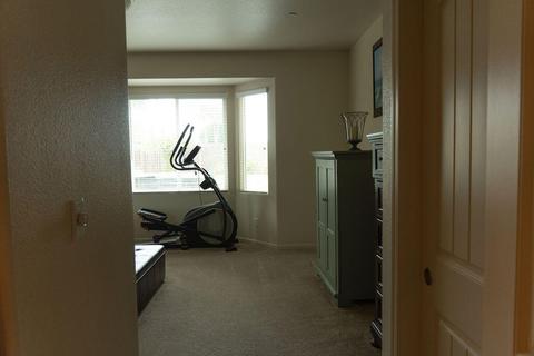 1054 Geneva Dr, Lemoore, CA 93245 photo 16
