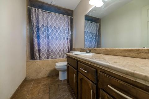 1685 E Frances Ave, Tulare, CA 93274 photo 21