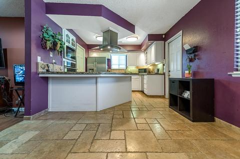 1685 E Frances Ave, Tulare, CA 93274 photo 9