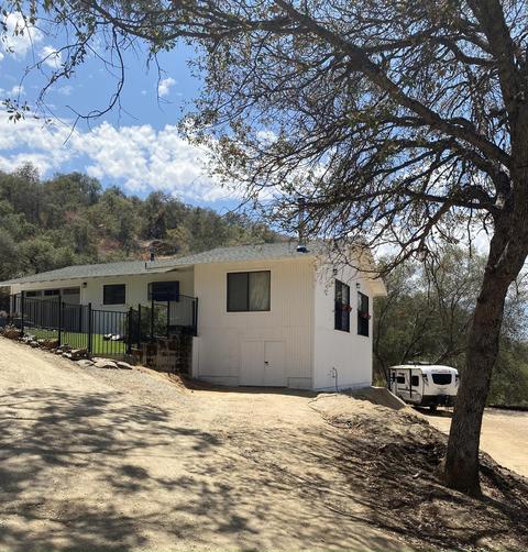 44526 Sierra Dr #B, Three Rivers, CA 93271 photo 1