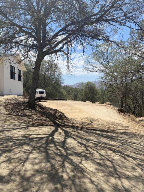 44526 Sierra Dr #B, Three Rivers, CA 93271 photo 2
