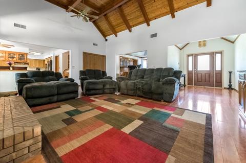 203 E Arlen Ave, Visalia, CA 93277 photo 22