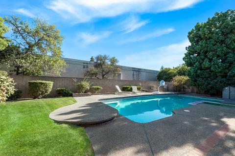 203 E Arlen Ave, Visalia, CA 93277 photo 38