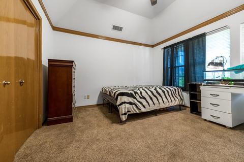 203 E Arlen Ave, Visalia, CA 93277 photo 28