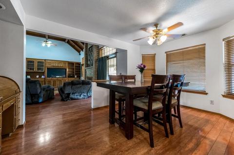 203 E Arlen Ave, Visalia, CA 93277 photo 18