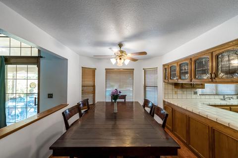 203 E Arlen Ave, Visalia, CA 93277 photo 11