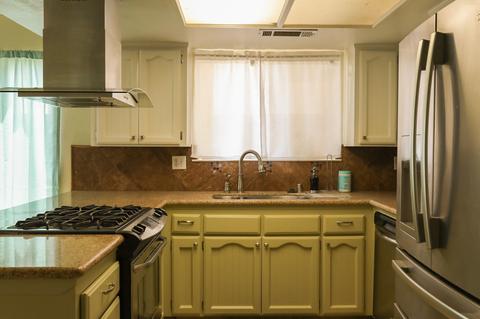 1217 E Ferguson, Visalia, CA 93291 photo 9