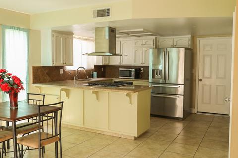 1217 E Ferguson, Visalia, CA 93291 photo 7