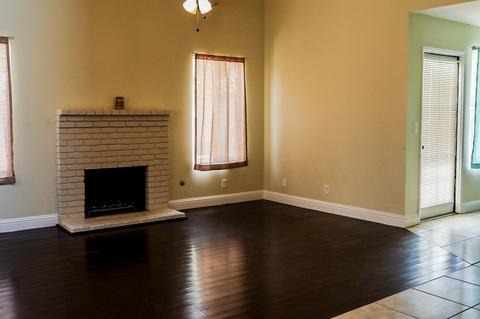 1217 E Ferguson, Visalia, CA 93291 photo 4