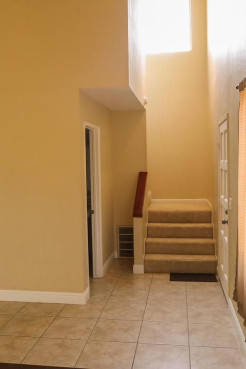 1217 E Ferguson, Visalia, CA 93291 photo 12