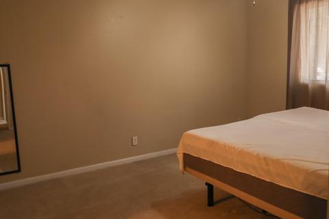 1217 E Ferguson, Visalia, CA 93291 photo 23