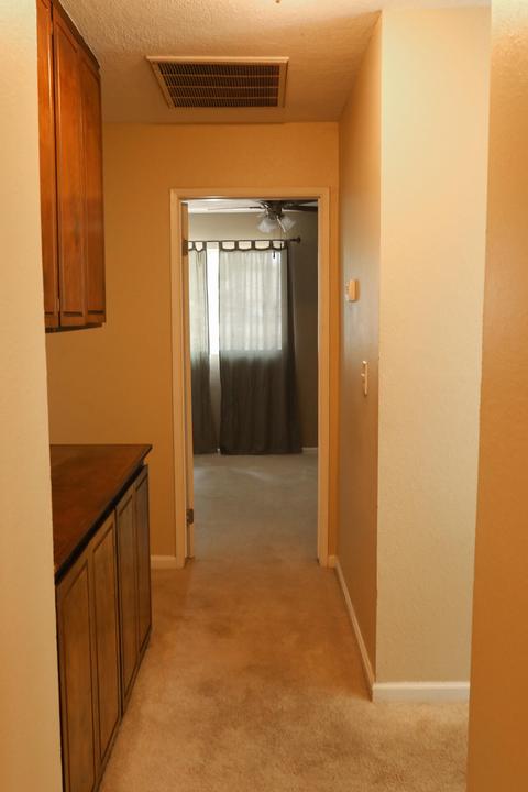 1217 E Ferguson, Visalia, CA 93291 photo 20