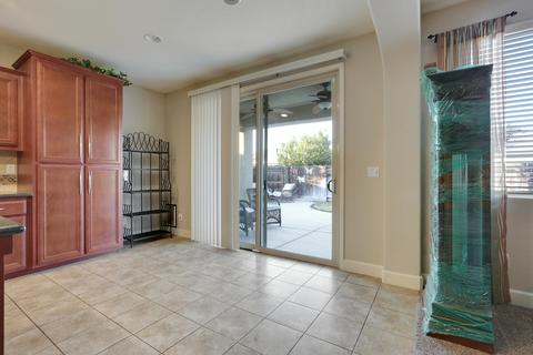 3812 E Seeger Ave, Visalia, CA 93292 photo 12