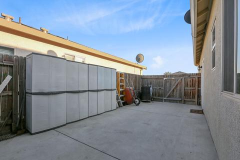 3812 E Seeger Ave, Visalia, CA 93292 photo 26