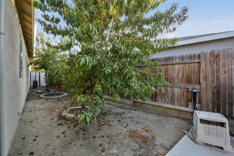 3812 E Seeger Ave, Visalia, CA 93292 photo 28