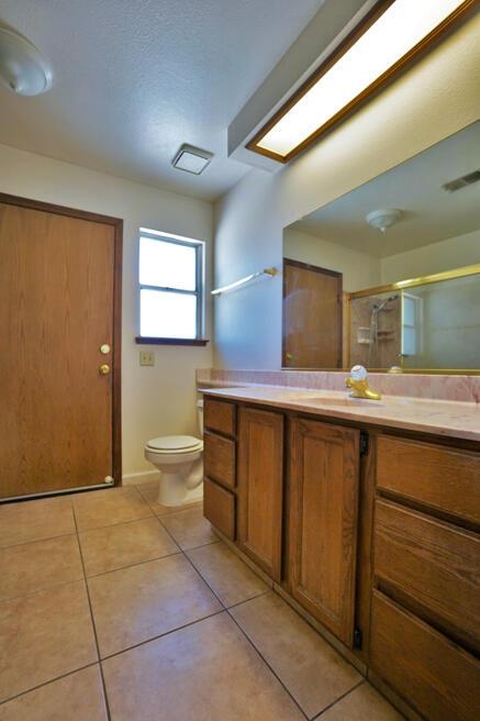 798 Heath Ct, Lemoore, CA 93245 photo 23