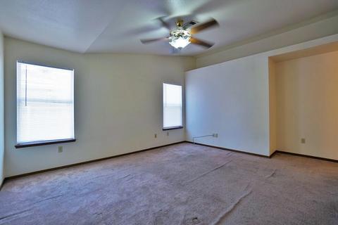 798 Heath Ct, Lemoore, CA 93245 photo 31