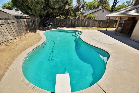 798 Heath Ct, Lemoore, CA 93245 photo 43