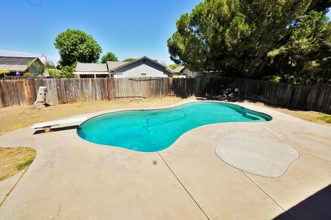 798 Heath Ct, Lemoore, CA 93245 photo 49