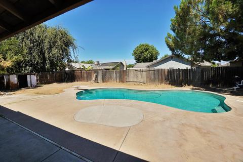 798 Heath Ct, Lemoore, CA 93245 photo 38