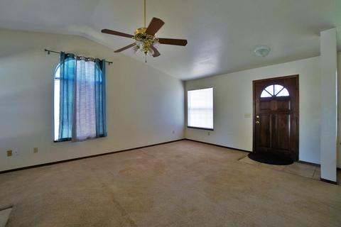 798 Heath Ct, Lemoore, CA 93245 photo 7