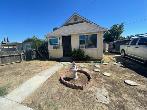 101 Magnolia Ave, Lemoore, CA 93245 photo 2
