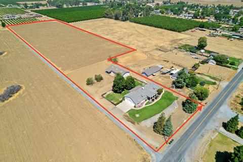 595 S Anderson Rd, Exeter, CA 93221 photo 2