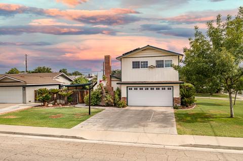 1477 Mary Dr, Lemoore, CA 93245 photo 1