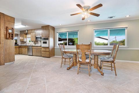 1477 Mary Dr, Lemoore, CA 93245 photo 8