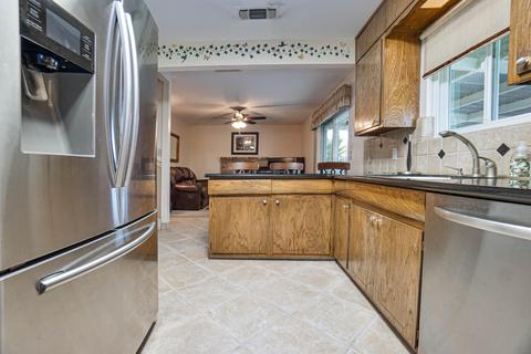 1477 Mary Dr, Lemoore, CA 93245 photo 12