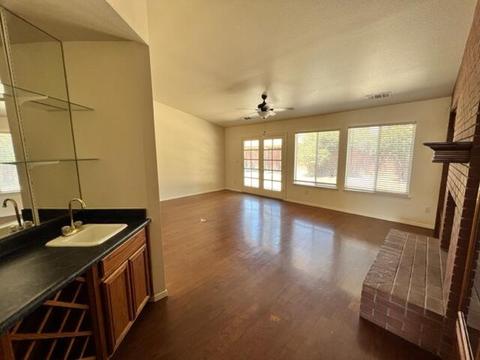 4108 E Sue Ave, Visalia, CA 93292 photo 10