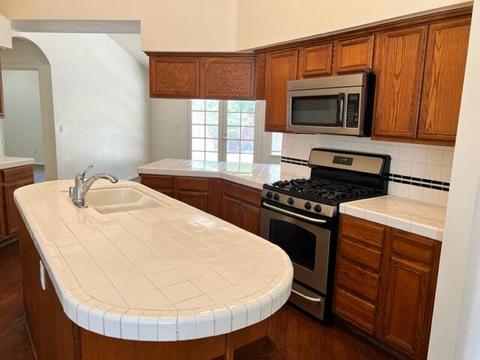 4108 E Sue Ave, Visalia, CA 93292 photo 6