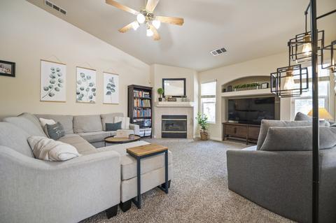 2302 Evergreen Ave, Visalia, CA 93292 photo 11