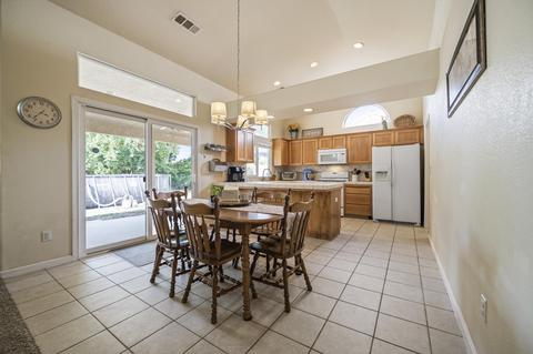 2302 Evergreen Ave, Visalia, CA 93292 photo 14