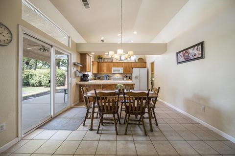 2302 Evergreen Ave, Visalia, CA 93292 photo 15