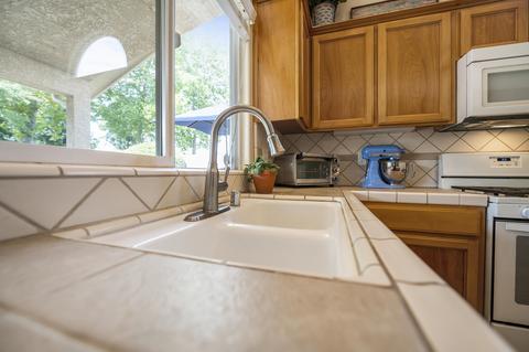 2302 Evergreen Ave, Visalia, CA 93292 photo 20