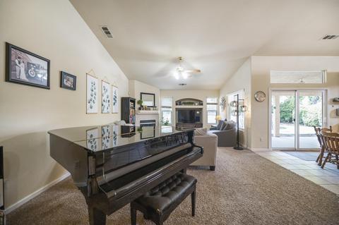 2302 Evergreen Ave, Visalia, CA 93292 photo 10