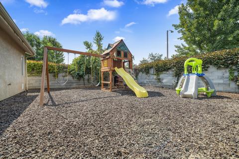 2302 Evergreen Ave, Visalia, CA 93292 photo 35