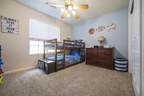 2302 Evergreen Ave, Visalia, CA 93292 photo 32