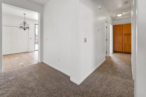 699 Wentworth Ct, Lemoore, CA 93245 photo 8