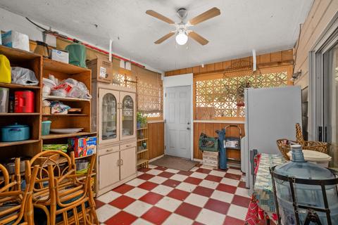 561 E Yale Ave, Dinuba, CA 93618 photo 10