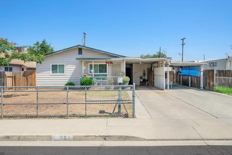 561 E Yale Ave, Dinuba, CA 93618 photo 1